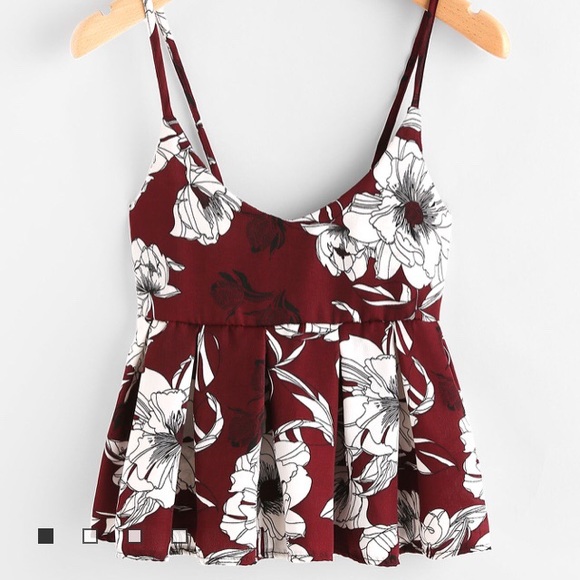 ROMWE Tops - NWOT Romwe Floral Cami Crop Top Sz Med - Maroon